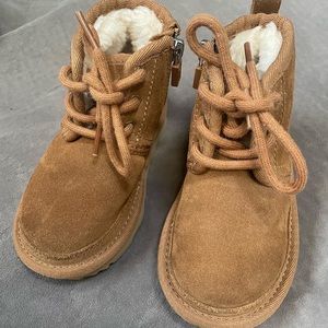 Uggs size 7c. Worn lightly, pass as new. No original box